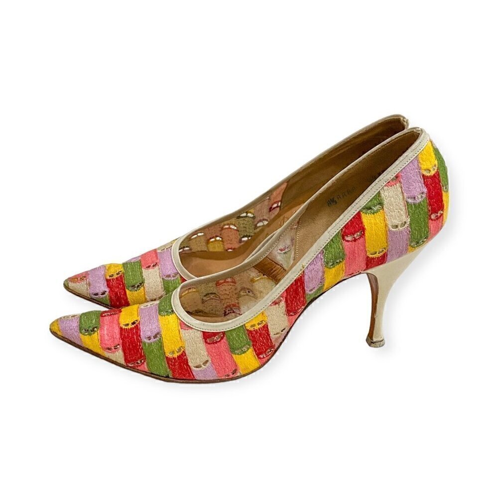 Vintage De Liso Debs by Palter/Deliso Aria pumps, in multicolor embroidery, Size